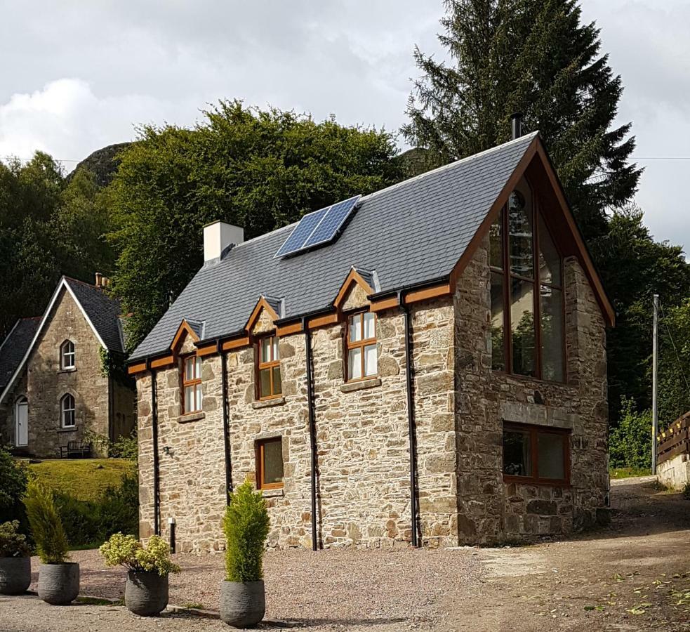 The Armoury Villa Glenfinnan Esterno foto